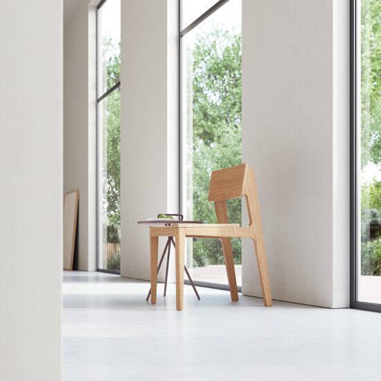 Stoel Norac is een fijne stoel voor aan de eettafel bij jouw thuis of in een restaurant. Norac is een stoel met fijne rondingen.