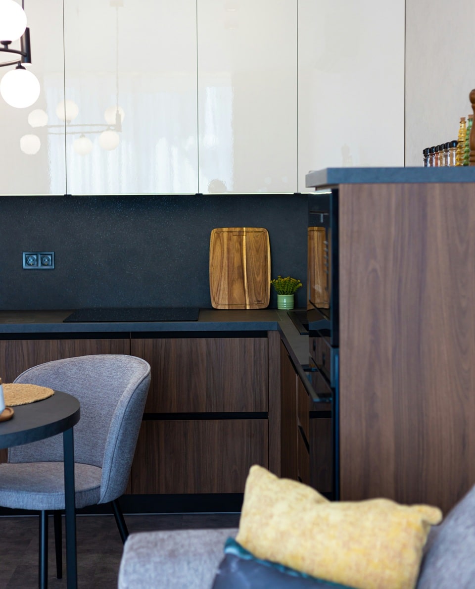 Front 9 IKEA fronten op maat in eiken fineer